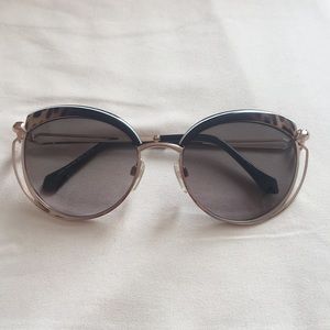 Roberto Cavalli sunglasses. Asola 1032